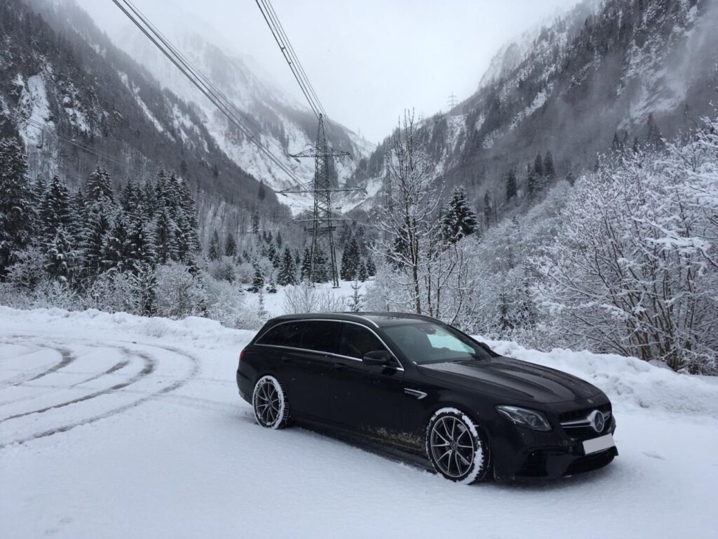 Mercedes E 63 AMG 4MATIC – V8 mit Bi-Turbo von VÄTH